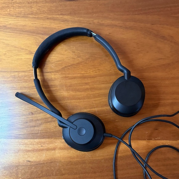 Jabra Connect 4h - USB Wired Headset - Picture 2 of 7